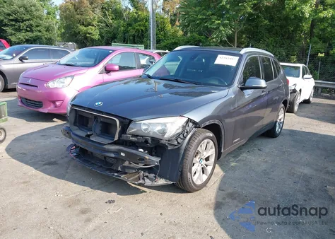 2013 BMW X1 xDrive28I z USA, uszkodzony, nr VIN WBAVL1C57DVR82349